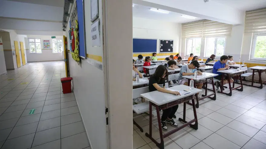 Öğretmenlerin Mazerete Bağlı Yer Değişikliğiyle İlgili İkinci Atama Sonuçları Açıklandı