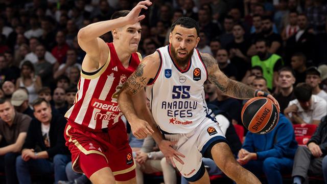 Anadolu Efes'in Öne Çıkan Oyuncusu Mike James, Sezonu Seyircisinden Kopardı