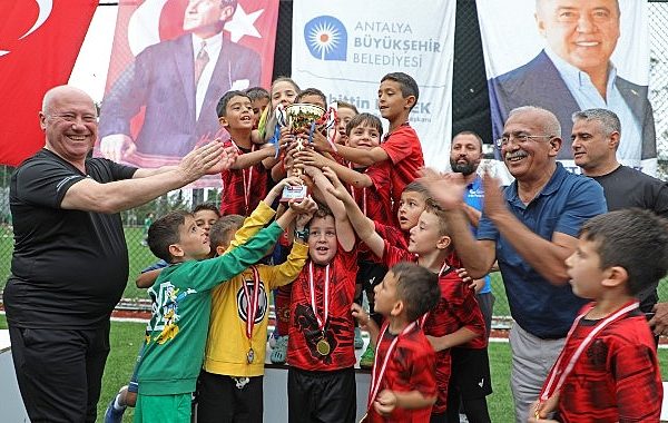 23 Nisan'daki futbol turnuvası heyecanı artırıyor – SPORT