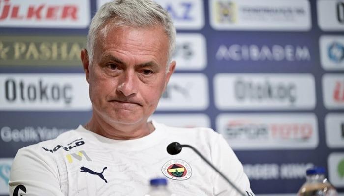 “Transfer istemeyeceğim” dedi! F.Bahçe'de Jose Mourinho'nun gece yarısı açıklamasıFenerbahçe