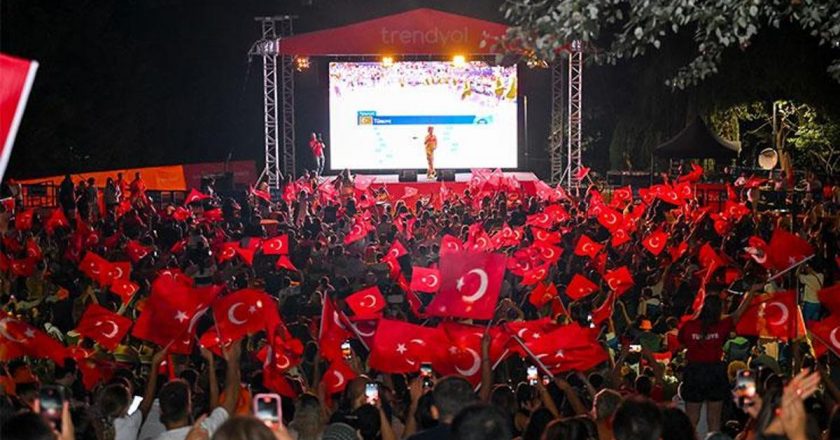 Türkiye-Brezilya voleybol karşılaşması dev ekrandan takip edilebilecek