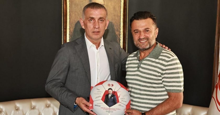 TFF Başkanı İbrahim Hacıosmanoğlu'ndan Sivasspor'a ziyaret