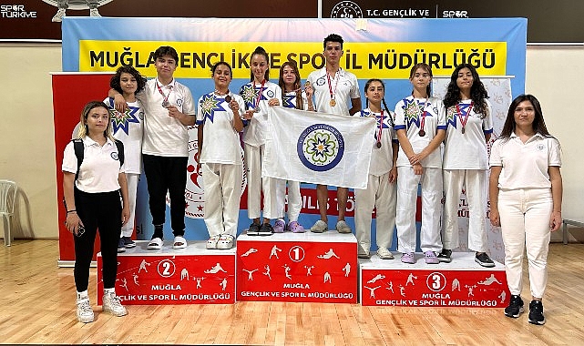 Büyükşehir Belediyesi sporcularından Tekvando – SPOR şampiyonasında büyük başarı