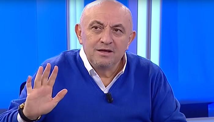 Sinan Engin transferi canlı yayında duyurdu! Ocak ayını işaret ederek, “Fenerbahçe’ye hayırlı olsun” dedi.