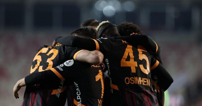 Galatasaray, Sivas’ta 10. galibiyeti aldı