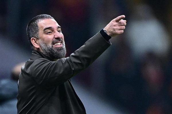 Arda Turan, Fenerbahçe’nin yıldızlarına göz attı! İmail Yuksek’ten sonra şimdi Ali Koç’ın öğrencisini istiyor