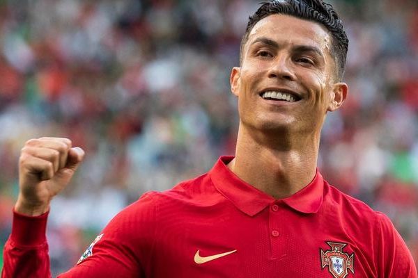 2034 FIFA Dünya Kupası Suudi Arabistan’da Ronaldo’ya vurgu –