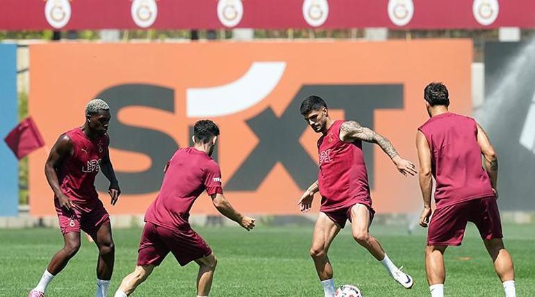 Galatasaray kamp ekibini duyurdu