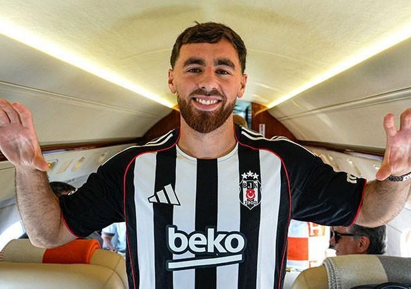 Besiktas, Tüsraş Stadyumu’nda Orkun Kökçü için bir imza töreni düzenliyor!