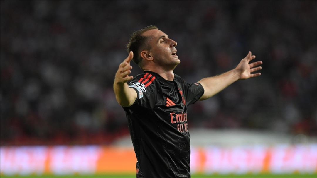 Kerem Benfica'dan 02.53'te paylaşıyor! Tepki üzerine yağmur yağıyor: utanç verici ... 3
