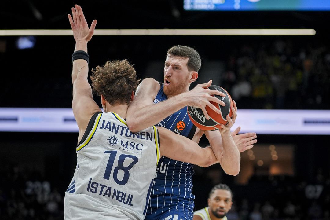 THY EuroLeague'de Türkiye derbisini F.Bahçe Beko kazandı! Anadolu Efes'i 2 mağlup ettiler