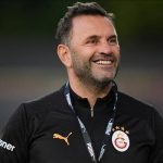 Hem F.Bahçe hem de Beşiktaş istedi! Galatasaray, rakiplerine karşı büyük bir efor sarf etti… Orta saha oyuncusu için bu isim listenin başında yer alıyor.