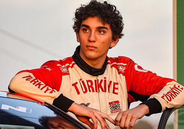 Türkiye’nin en genç ralli şampiyonu Kerem Kazaz, 2. kez Türkiye şampiyonu olacak.